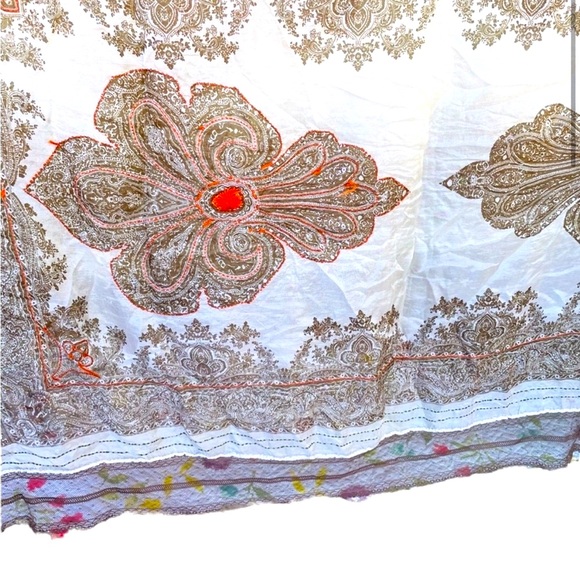 Stunning Silk Tan Orange Sete De Jaipur Mixed Media Mesh Embroidered Silk Scarf - Picture 5 of 15
